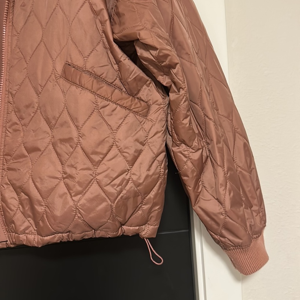 Puffer - Picture 2 of 3